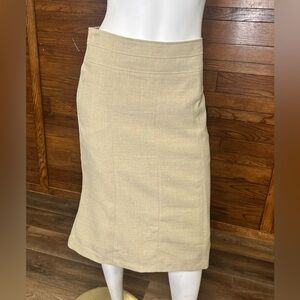Suzy Sheir size 00 polyester skirt tulip style banding at waist no stretch lined